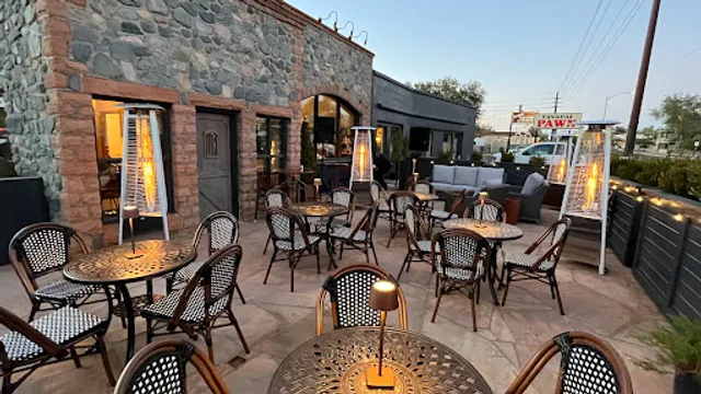 Bear & Dragon Cafe & Restaurant