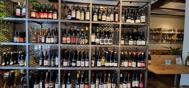 MEVINO Taberna de vinos naturales