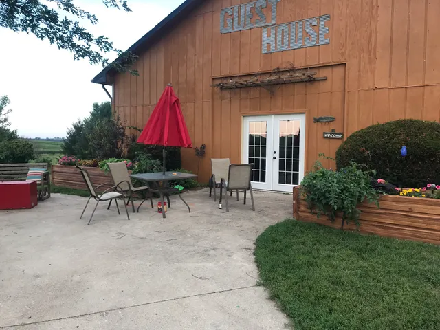 Adams Street Country Lodge