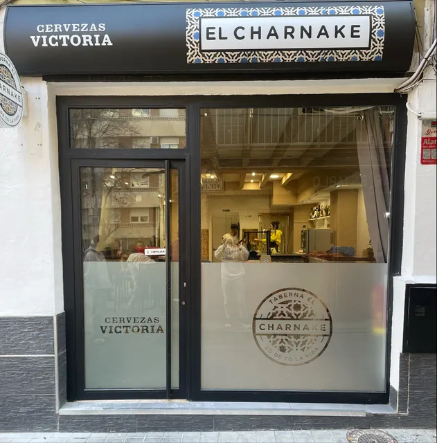 Taberna El Charnake