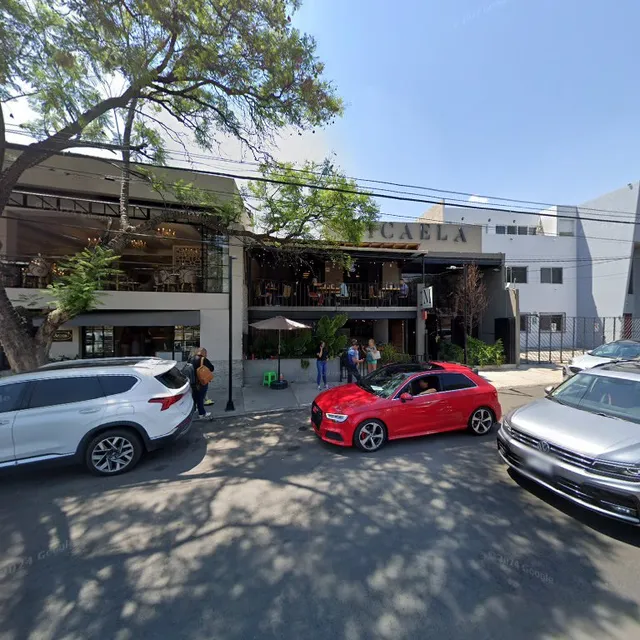 Calle Circuito Jdn. 5