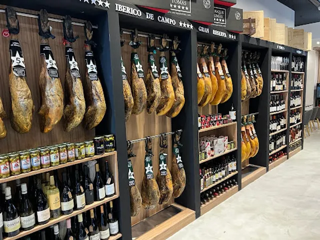 Enrique Tomás Recoleta