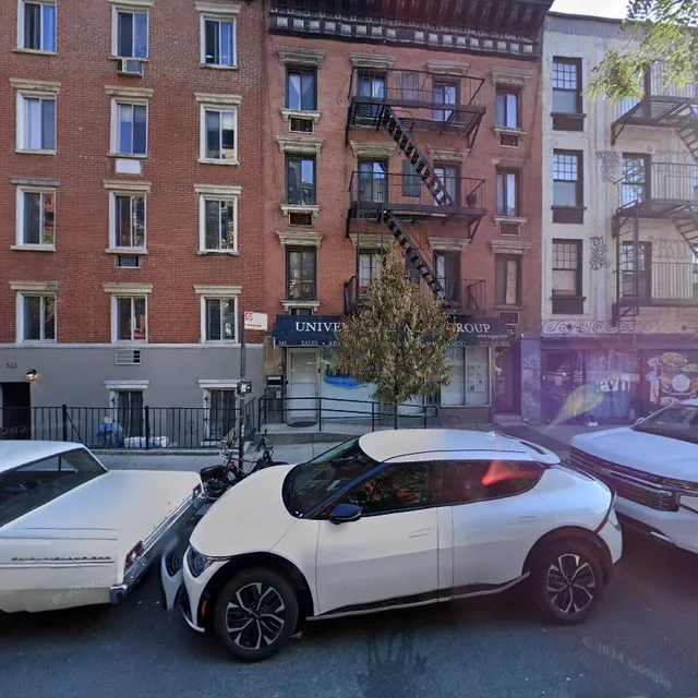 Universal Realty Group