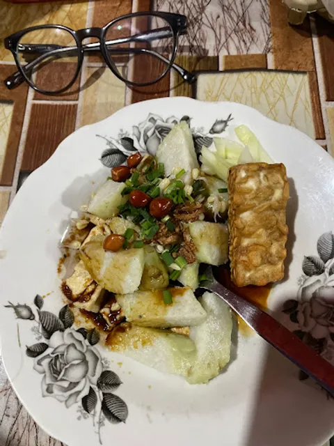 Tahu Lontong Anak Pak Ganong