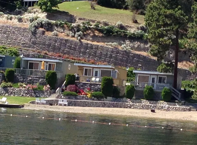 Seclusion Bay Resort