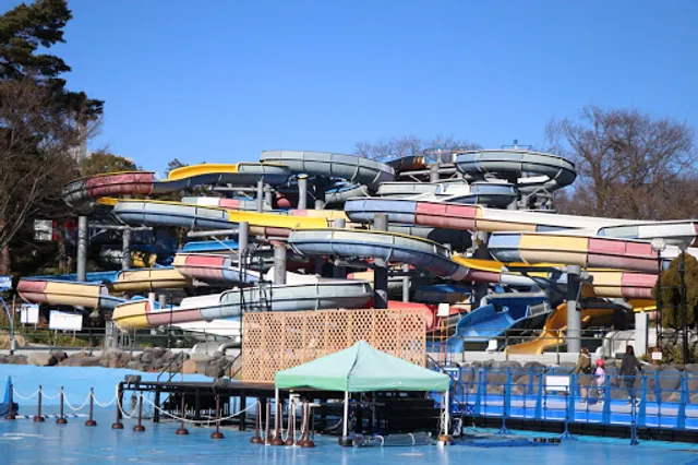 西武園ゆうえんちプール