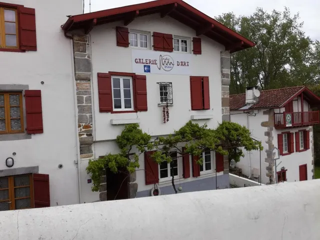 Chambres d'Hotes/Galerie d'Art