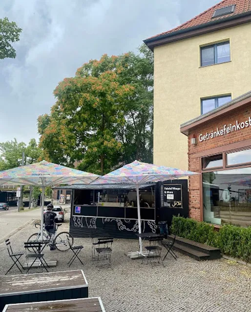 Falafel Wraps and more / Buckauer Feinkostklappe