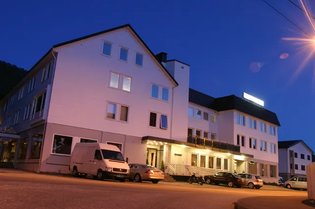 Bryggen Hotel Nordfjord