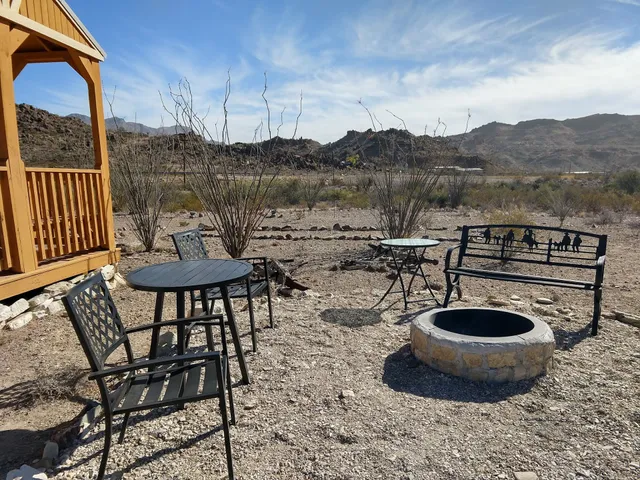 Roadhouse Vacation Rentals / Angel Fire Creations