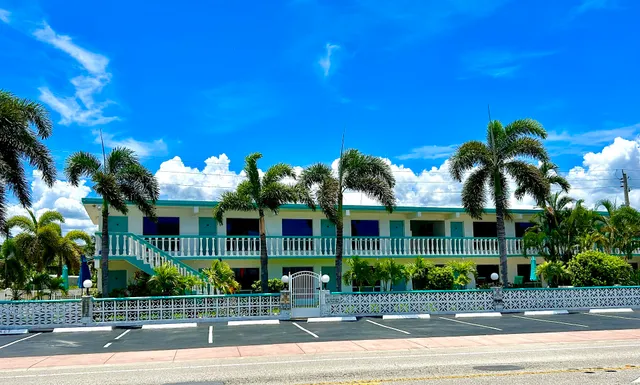 Horizon By the Sea Inn