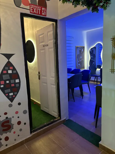 Lolar Shon's Gourmet