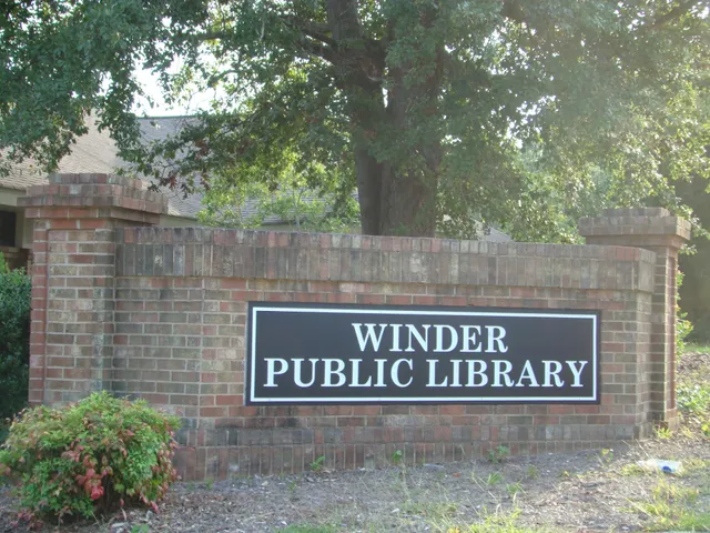 Winder Public Library