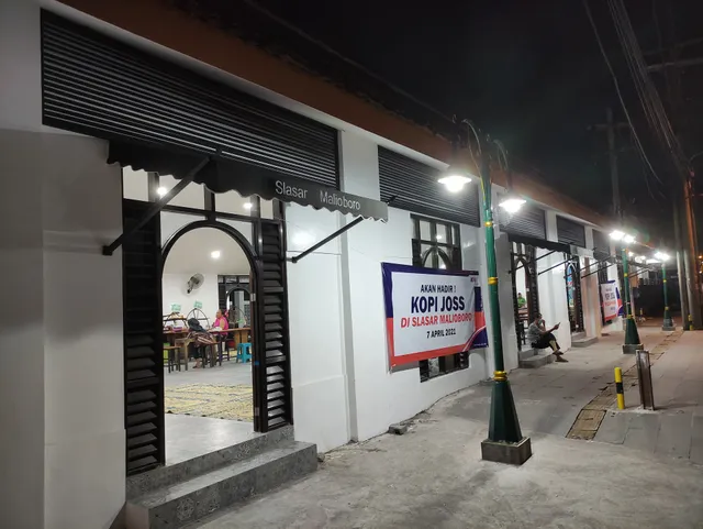 KOPI JOSS MBAK SISKA Slasar Malioboro