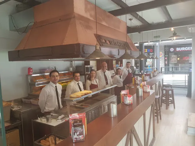 Frankfurt's Bocanegra - C.C. Neptuno