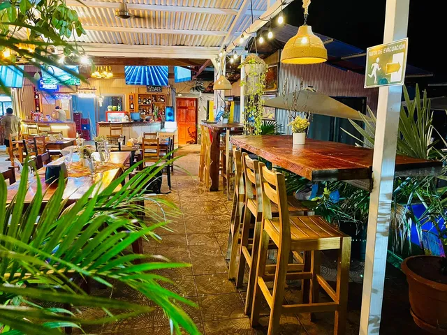 Tamarindo Seafood Pacific Center Restaurant (Pupy's Restaurant)