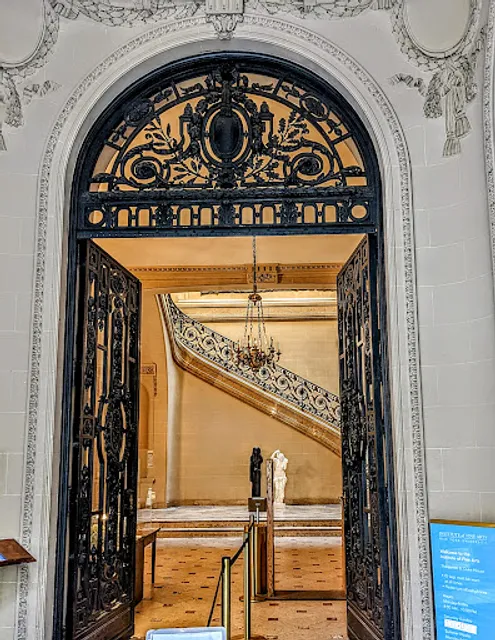 Metropolitan Museum Historic District