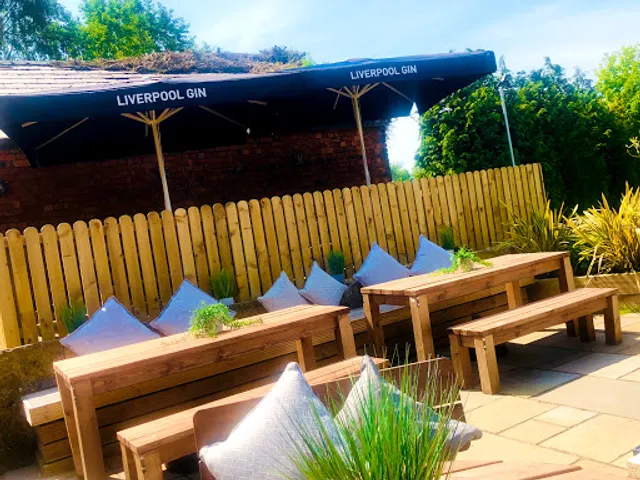 The Golden Lion Rainford