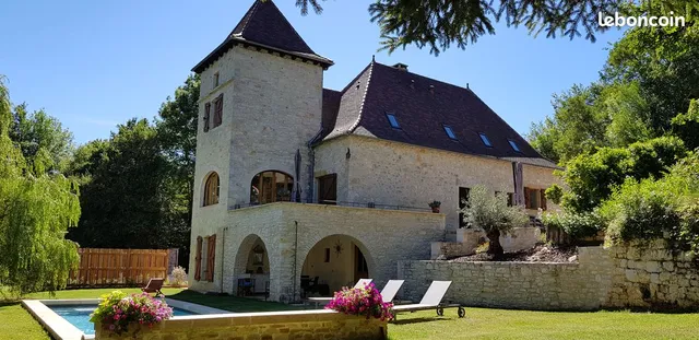 Le Moulin de Monsieur Location maison de vacances avec piscine dans le Quercy, Cahors