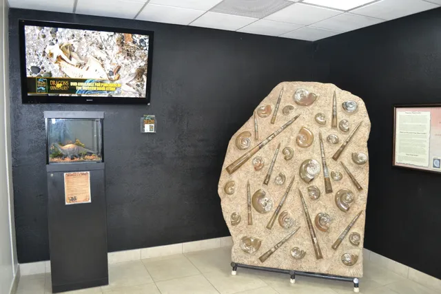 Creation & Earth History Museum & Bookstore