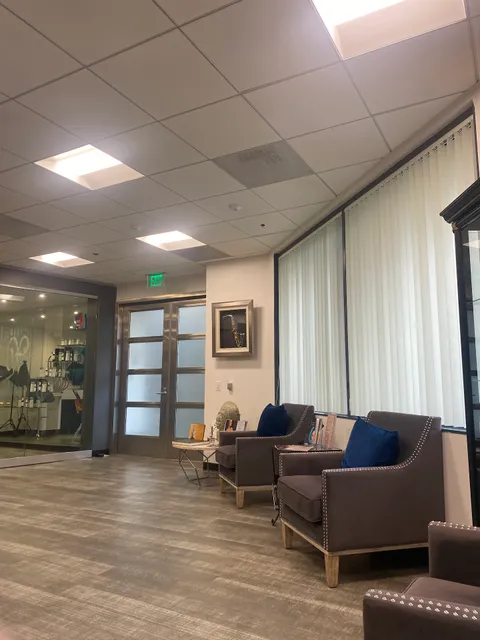 Wallace Skin and Body Institute - Paul Wallace MD