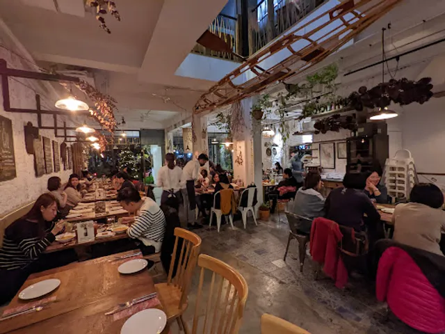 RISO RISO Mediterranean Cuisine