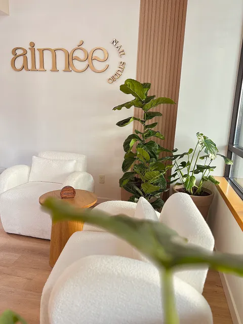 Aimée Nail Studio