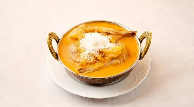 Asian curry Restaurant & Bar カレス キッチン