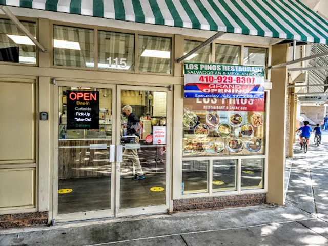 LOS PINOS RESTAURANT & B