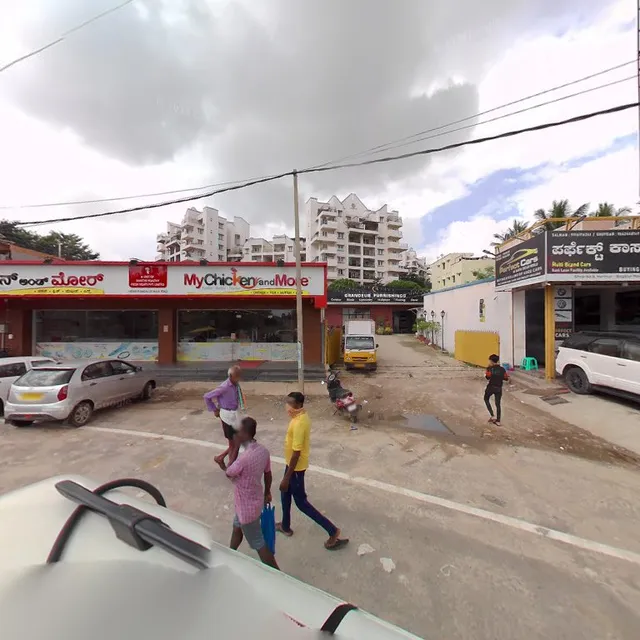 Sri Vinayaka Hot Chips