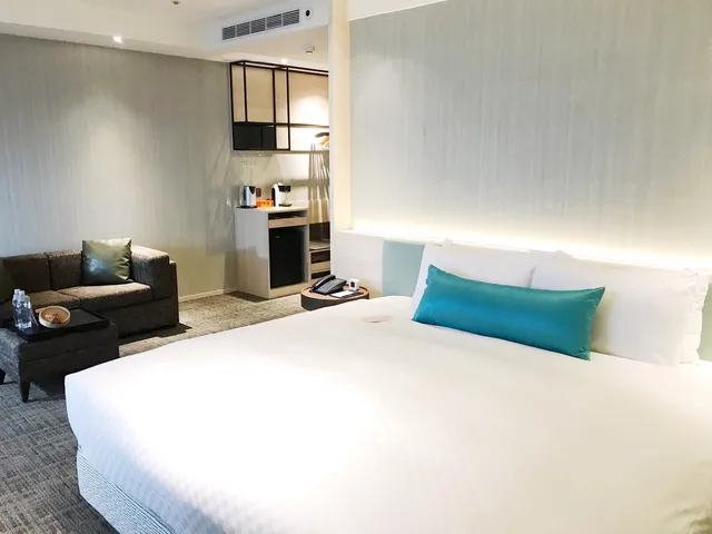 Pacific Business Hotel