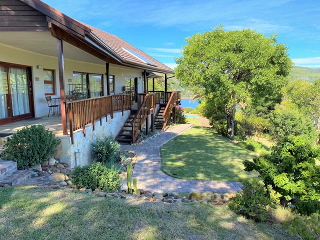 Fish Eagle Lodge