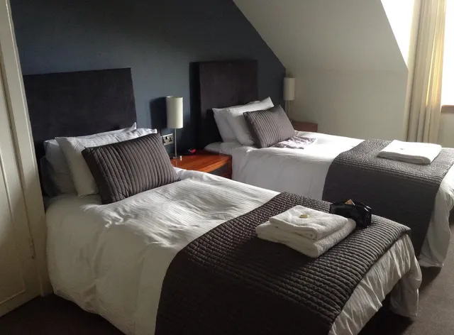 No 2 Troon Road - Room Only Accommodation