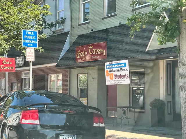 Bot's Tavern