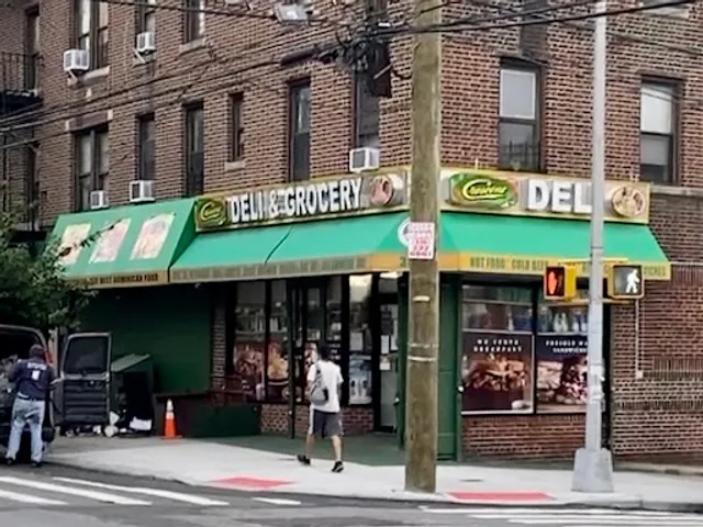 Crescent Street Deli & Grocery