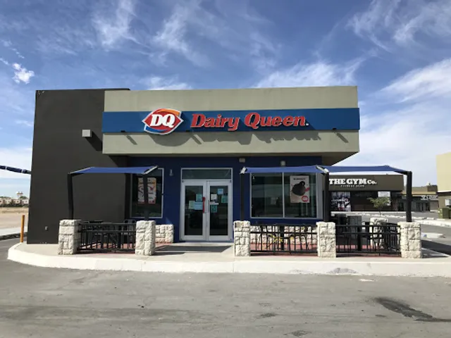 Dairy Queen® Alizo Paseo Urbano