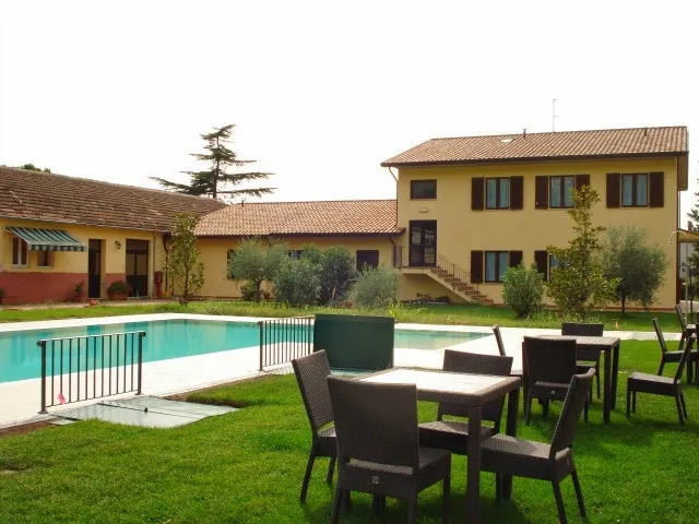 Hostel Victor Center