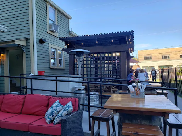 Pearl Street Taphouse