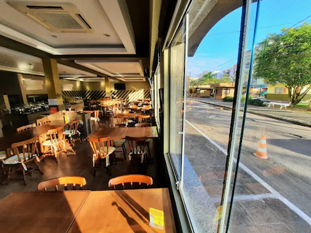 Maquiné Hotel e Restaurante