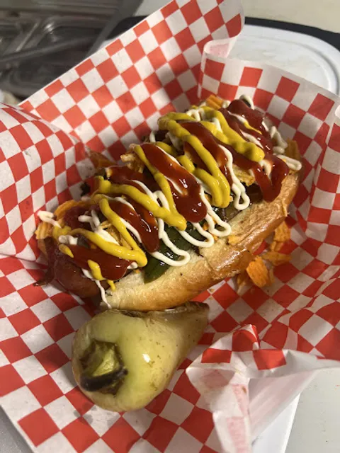 Big Dawgs Hot Dog Co.