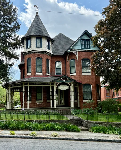 Bed & Breakfast on the Park