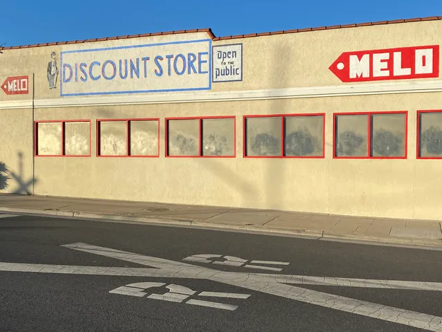 Melo Discount Store