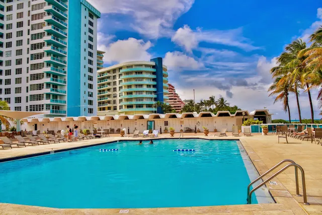 Oceanfront Contemporary Suites