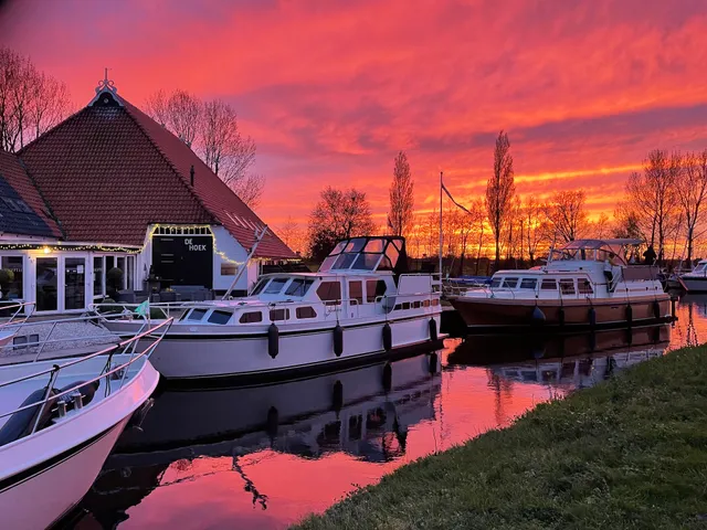 De Hoek bootverhuur Langweer nabij Sneek Friesland