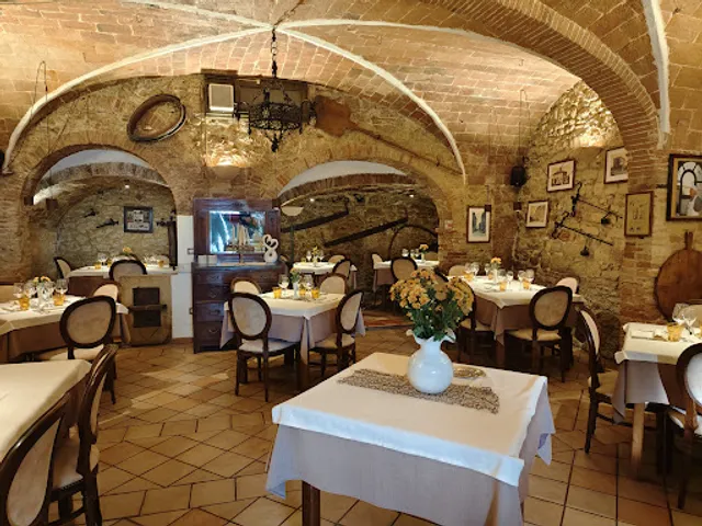 L'Osteria del Pinzagrilli e B e B Il sogno del Pinzagrilli