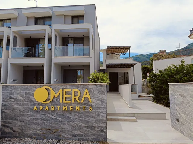 Mera Apartments