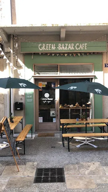 Green Bazar Café