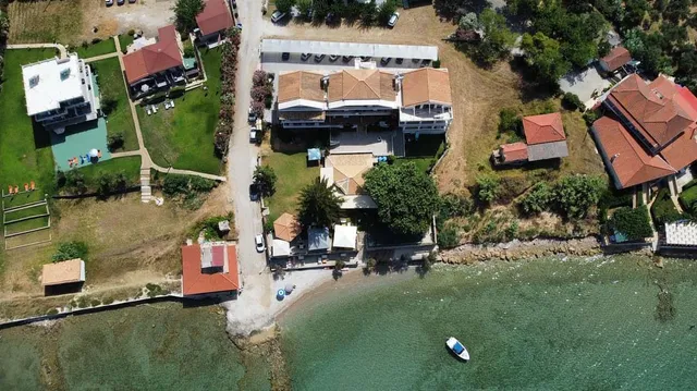 Vikos Seaside Apartments - Zakynthos