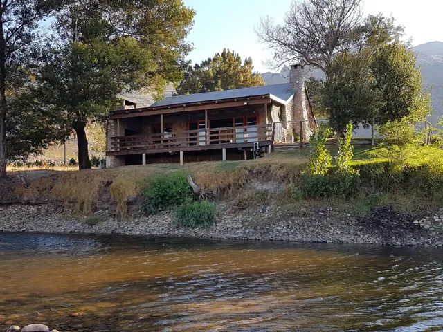 Bass Haven Stay River Cottage