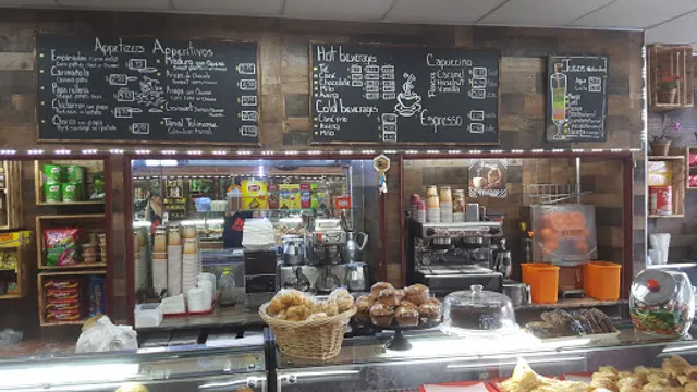 Parceros Bakery & Restaurant